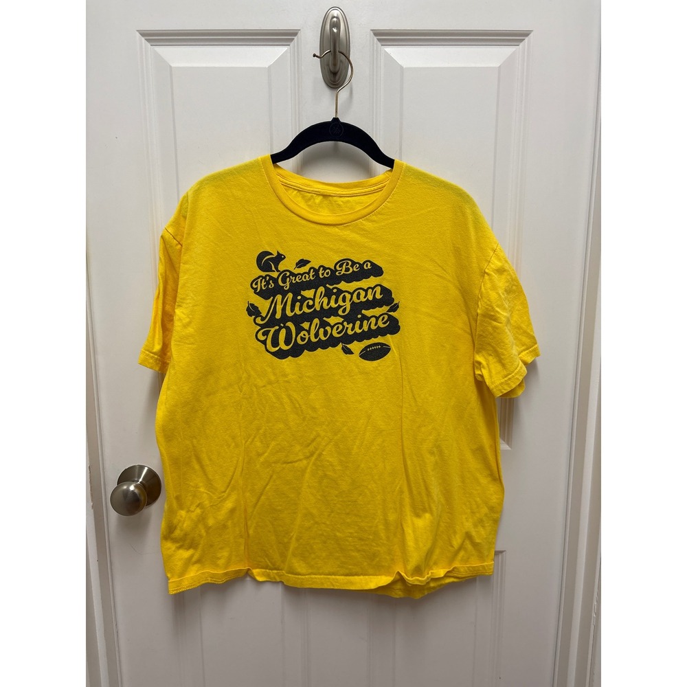 Michigan Wolverine Yellow Graphic T-Shirt Short Sleeve University Fan Gear L